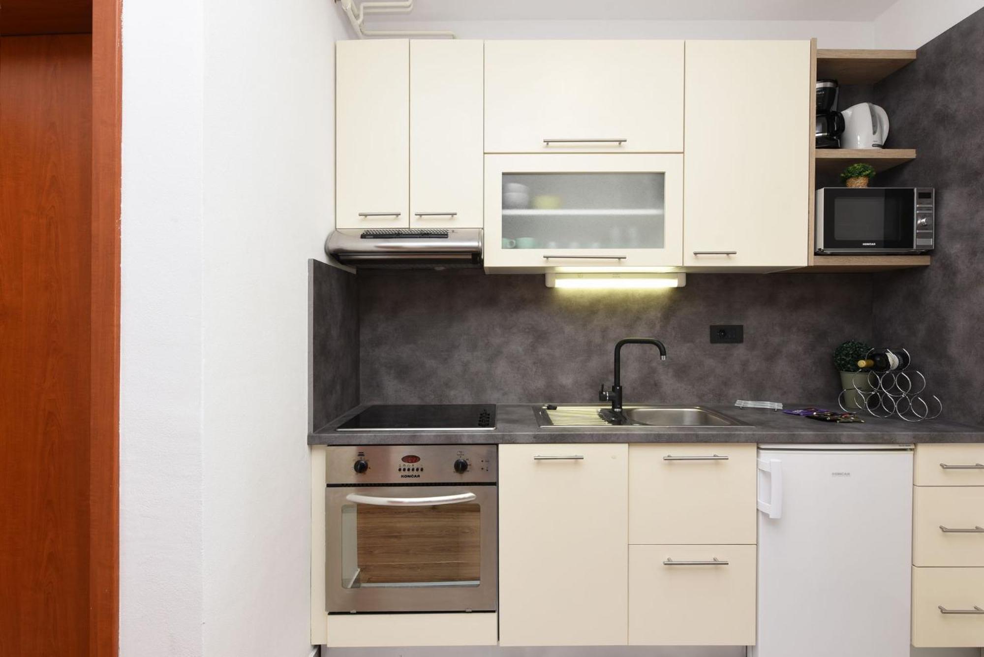 Apartments Amari スタリグラード エクステリア 写真