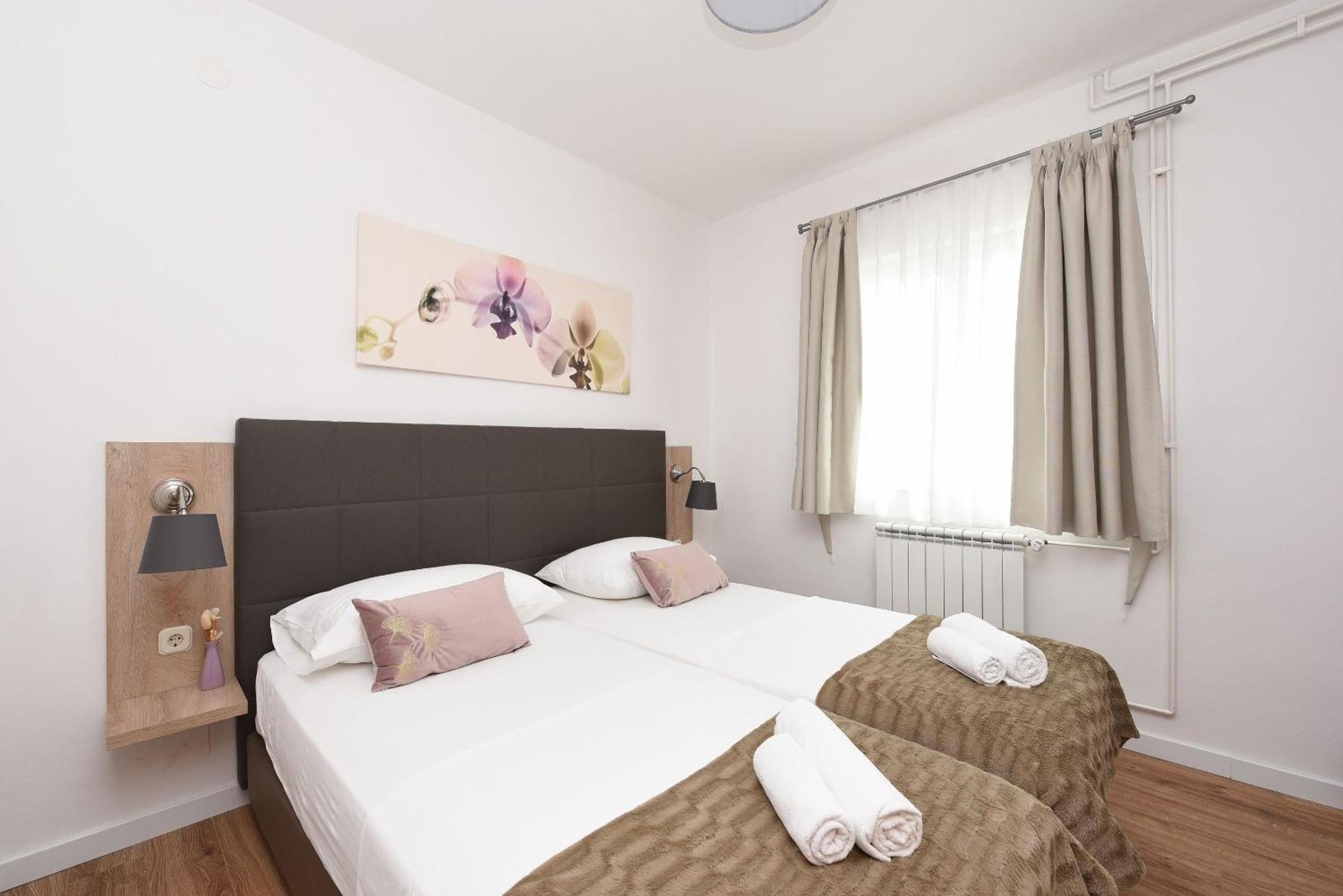 Apartments Amari スタリグラード エクステリア 写真